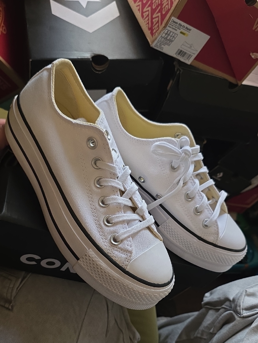 Converse White Low-Top Canvas Women's Sneakers with Black Stripe